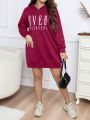 SHEIN Essnce Plus Letter Graphic Drop Shoulder Hooded Sweatshirt Dress