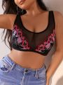 SHEIN Plus Size Lace & Flower Patchwork Bra