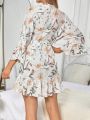 Women's Floral Printed Robe With Ruffles And Trims