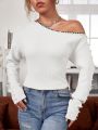 SHEIN Privé Women'S White Oblique-Shoulder Long Sleeve Sweater With Pearl Decoration