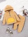 SHEIN Baby Boy Contrast Side Seam Kangaroo Pocket Half Zip Teddy Hoodie & Pants