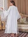 Butterfly & Floral Embroidery Lace Trim Sleep Robe & Cami Nightdress