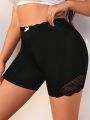 Plus Size Lace Patchwork Mid-waist Panties