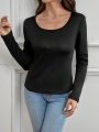 SHEIN Essnce 2pcs Solid Scoop Neck Thermal Tee