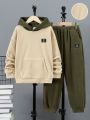 SHEIN Kids KDOMO Tween Boy Letter Patched Kangaroo Pocket Drop Shoulder Hoodie & Sweatpants