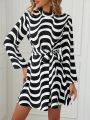 Women'S Wavy Striped Belted Dress