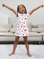 SHEIN Toddler Girls' Casual Knitted Love Heart Print Loose Fit Short Sleeve Round Neck Sleep Dress