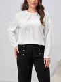 SHEIN Privé Plus Size Solid Color Round Neck Shirt