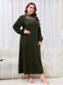 Plus Size Solid Color Lace Collar Long Sleeve Dress