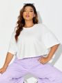 SHEIN Plus Size Women's Round Neck Drop Shoulder Short Sleeve T-shirt