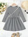 SHEIN Kids EVRYDAY Little Girls' Autumn Fashionable Striped Round Neck Long Sleeve Dress With Heart & Letter Print Design Plus Bag