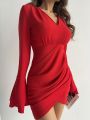 SHEIN Privé Elegant Christmas And New Year'S Red Midi Dress With Exaggerated Flared Sleeves And Deep V-Neckline For Women