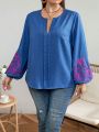 SHEIN LUNE Plus Size Women's Flower Embroidery Notched Neckline Blouse