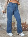 SHEIN Plus Flap Pocket Flare Leg Jeans