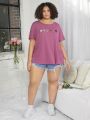 SHEIN CURVE+ Plus Size Heart Pattern Short Sleeve T-shirt