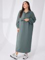 SHEIN Mulvari Plus Size Solid Color Dress With Decorative Patch