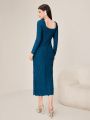 SHEIN Modely Women's Textured Fabric Sweetheart Neckline Dress