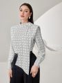 SHEIN Modely All-over Printed Padded Shoulder Long Sleeve Top