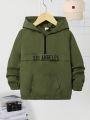 SHEIN Young Boy Letter Graphic Half Zip Hooded Jacket