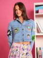 THE POWERPUFF GIRLS X SHEIN 1pc Cartoon Graphic Flap Pocket Crop Denim Jacket