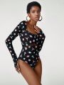 XIAOWU ZHENG Allover Print Cut Out Thumb Hole Bodysuit