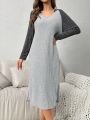 Women'S Hooded Contrasting Color House Dress With Raglan Sleeves