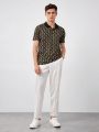 Manfinity Homme Men's Knitted Casual Short Sleeve Polo Shirt With Chain Pattern