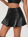 Janis Chow Women'S Pu Leather Skirt With Letter And Heart Embroidery Design