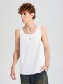 SHEIN Teen Boys' Casual Basic Solid Color Knitted Vest With Round Neck Pullover