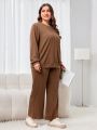 SHEIN Mulvari Plus Size Solid Color Top And Pants Set