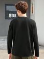 SHEIN Teenage Boys' Casual Comfortable Knitted Long Sleeve T-shirt With Game Controller Pattern