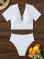 SHEIN Swim Y2GLAM Solid Color Short Sleeve Top And Triangular Pants Bikini Set