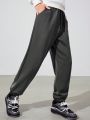 SHEIN Teen Boy Drawstring Waist Slant Pocket Solid Sweatpants