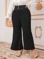 SHEIN Modely Plus Size Contrast Color Embroidered Button Detail Flare Pants