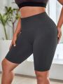 Plus Solid Wideband Waist Sports Shorts