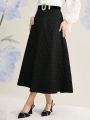 SHEIN Modely Solid Color Skirt For Women