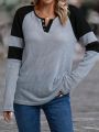 Colorblock Notched Neck Raglan Sleeve Tee