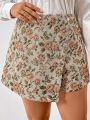 SHEIN Frenchy Plus Size Women's Valentine Floral Printed Irregular Hem Shorts