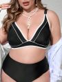 SHEIN Swim Chicsea Plus Size Colorblock Bikini Top