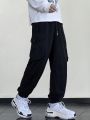 Men Flap Pocket Side Drawstring Waist Cargo Pants