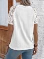 Round Neck Short Sleeve T-Shirt With Lace Patchwork