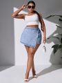 SHEIN Essnce Plus Size Women's Casual High Waist Fitted Frayed Denim Skirt Shorts