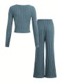 SHEIN Kids HYPEME Tween Girl Fashionable Street Style Knitted V-Neck Long Sleeve T-Shirt And Pants Monochrome Outfits