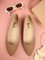 Minimalist Closed Toe Ballerina Flats