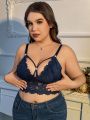 Plus Size Women'S Wireless Lace Bralette With Hollow Out Design