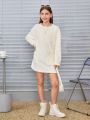 SHEIN Kids EVRYDAY Girls' Knitted Solid Color Plush Round Neck Loose Casual Dress
