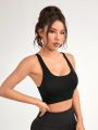 Solid Color Hollow Out Back Sport Bra