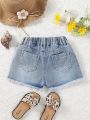 Girls' Lovely & Casual & College Style Hearts Patches Embroidery Denim Shorts For Vacation