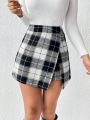 SHEIN LUNE Women's Black & White Grid Design Wrap Front Overlap Shorts