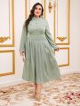SHEIN Modely Plus Size Women'S Arabic Style Pleated Dress With Mandarin Collar